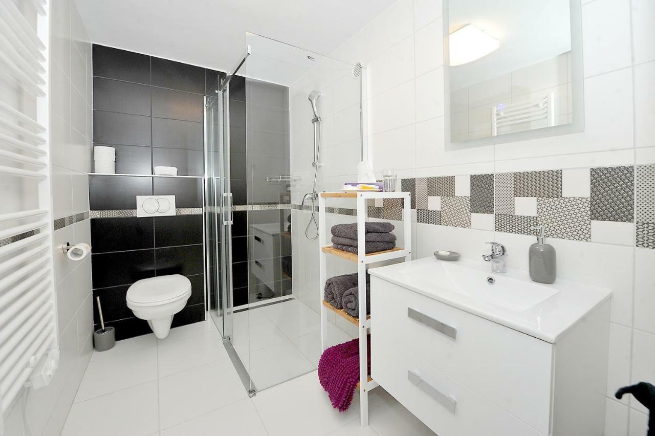 Pure Apartman Печ Екстер'єр фото